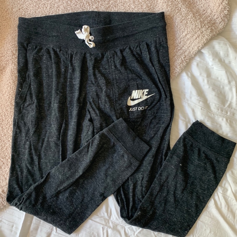 Nike joggers